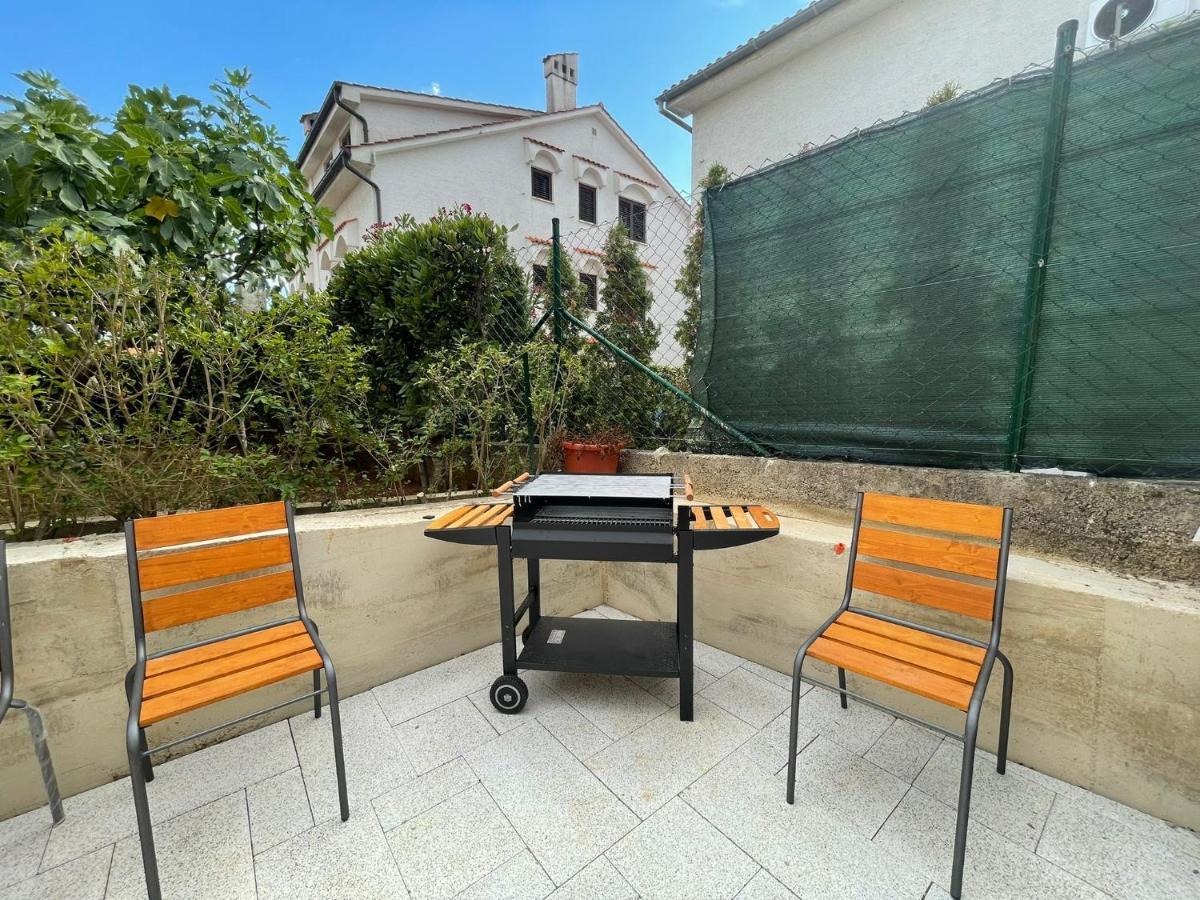 Apartments Fratelli Malinska Exterior photo